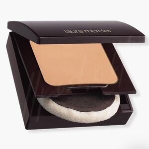 Laura Mercier Translucent Pressed Setting Powder - Deep Medium